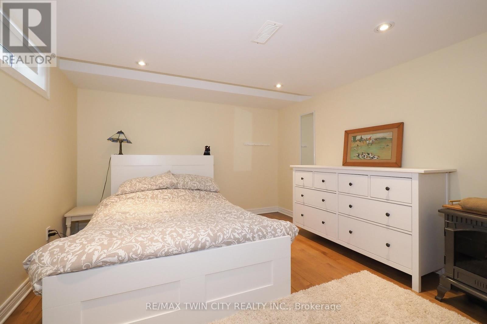 204 Rodney Street, Waterloo, Ontario  N2J 1G5 - Photo 36 - X12735206