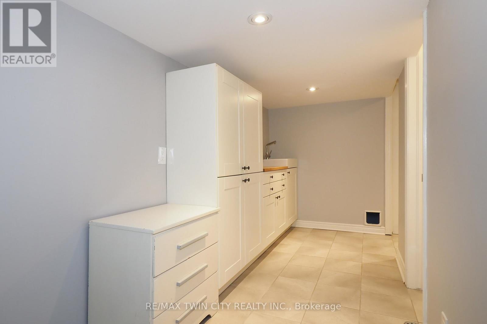 204 Rodney Street, Waterloo, Ontario  N2J 1G5 - Photo 38 - X12735206