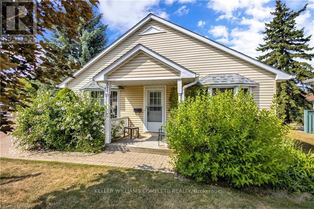 375 SILVERBIRCH BOULEVARD, Hamilton, Ontario