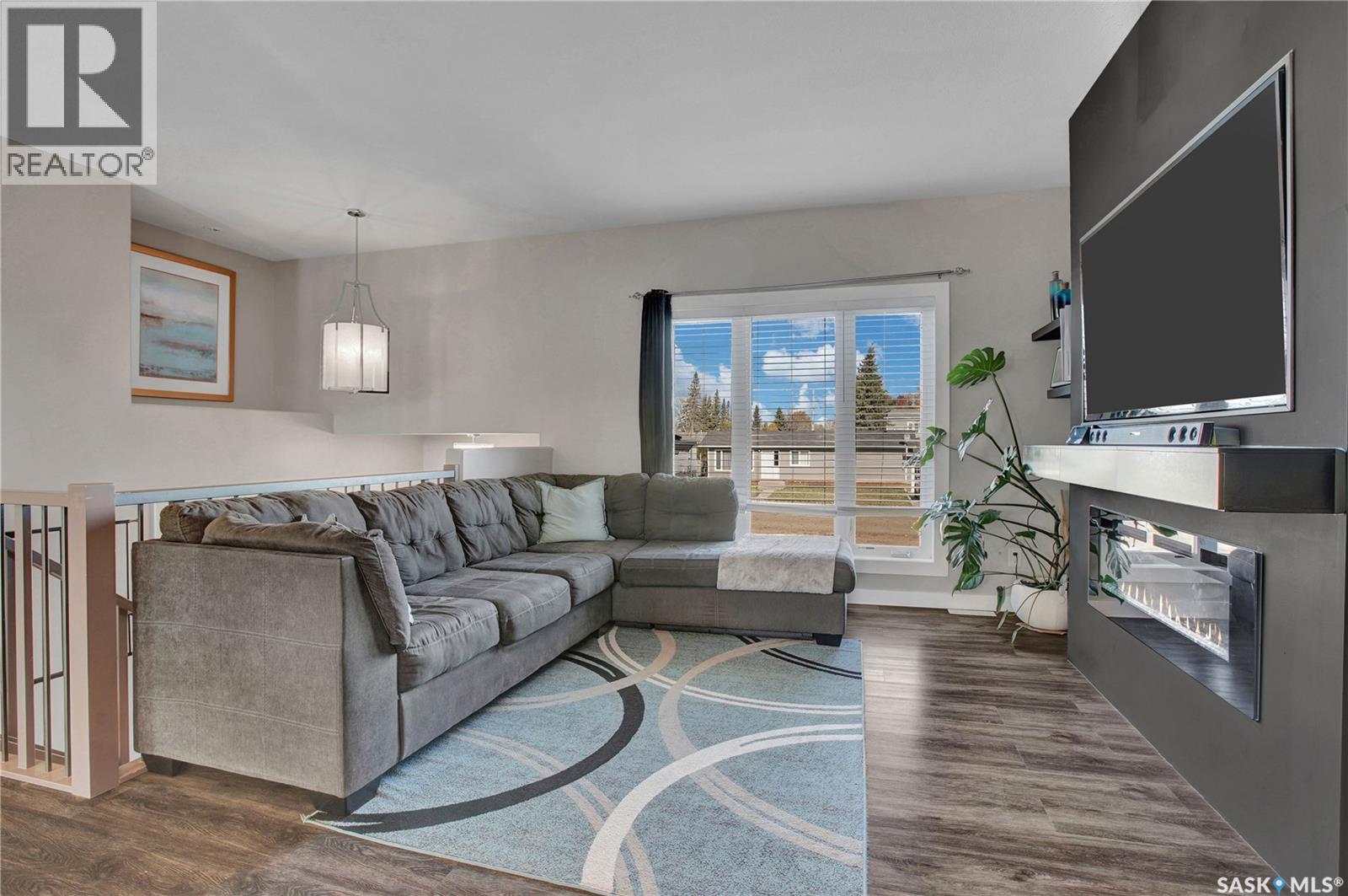 214 4th Street, Hague, Saskatchewan  S0K 1X0 - Photo 3 - SK027473