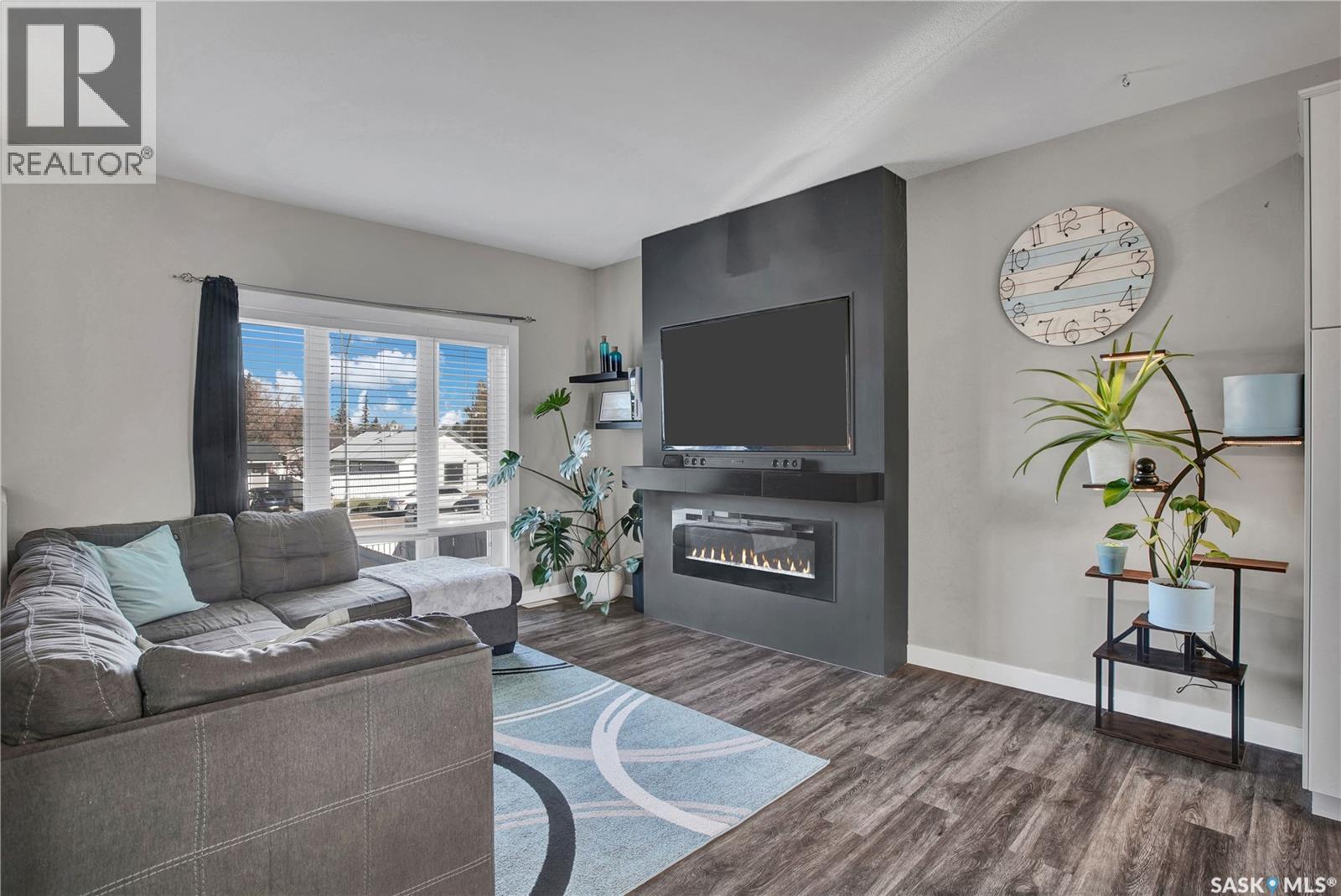 214 4th Street, Hague, Saskatchewan  S0K 1X0 - Photo 4 - SK027473