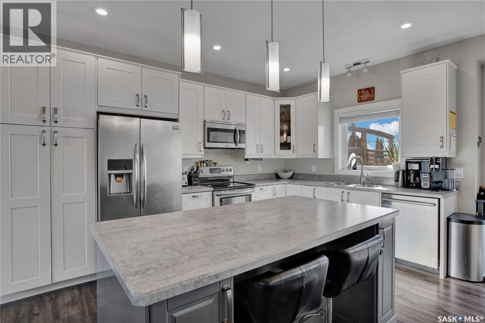 214 4th Street, Hague, Saskatchewan  S0K 1X0 - Photo 7 - SK027473