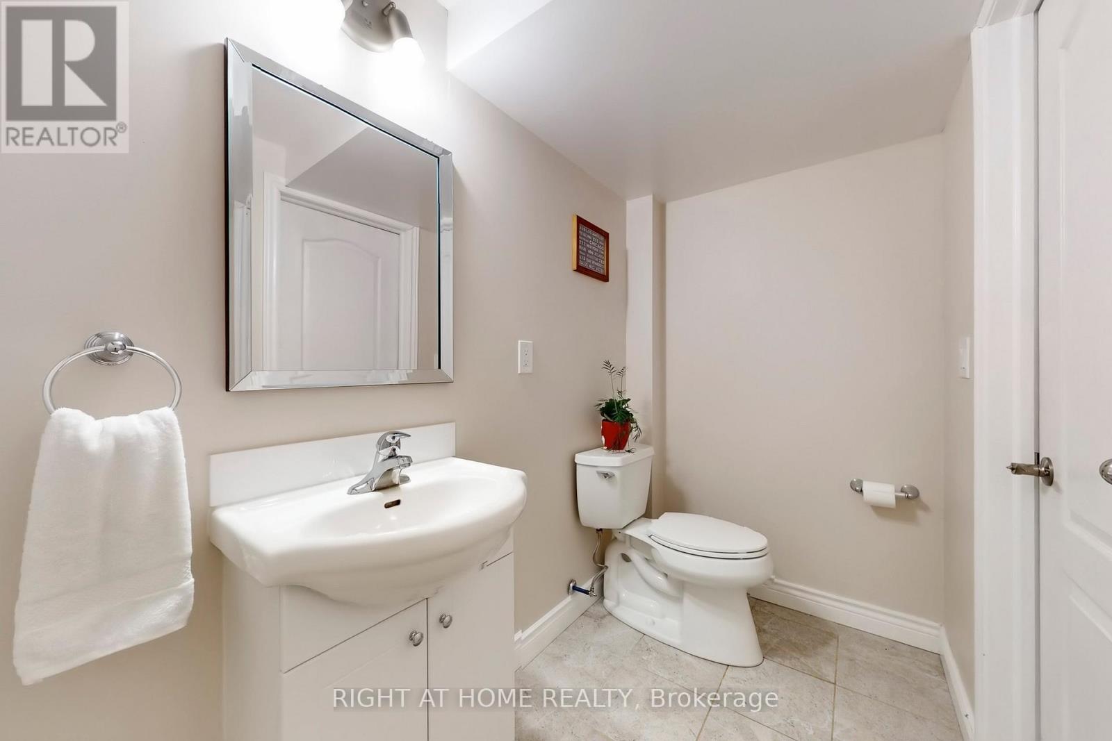 272 Hickory Circle, Oakville, Ontario  L6H 4V1 - Photo 36 - W12733518