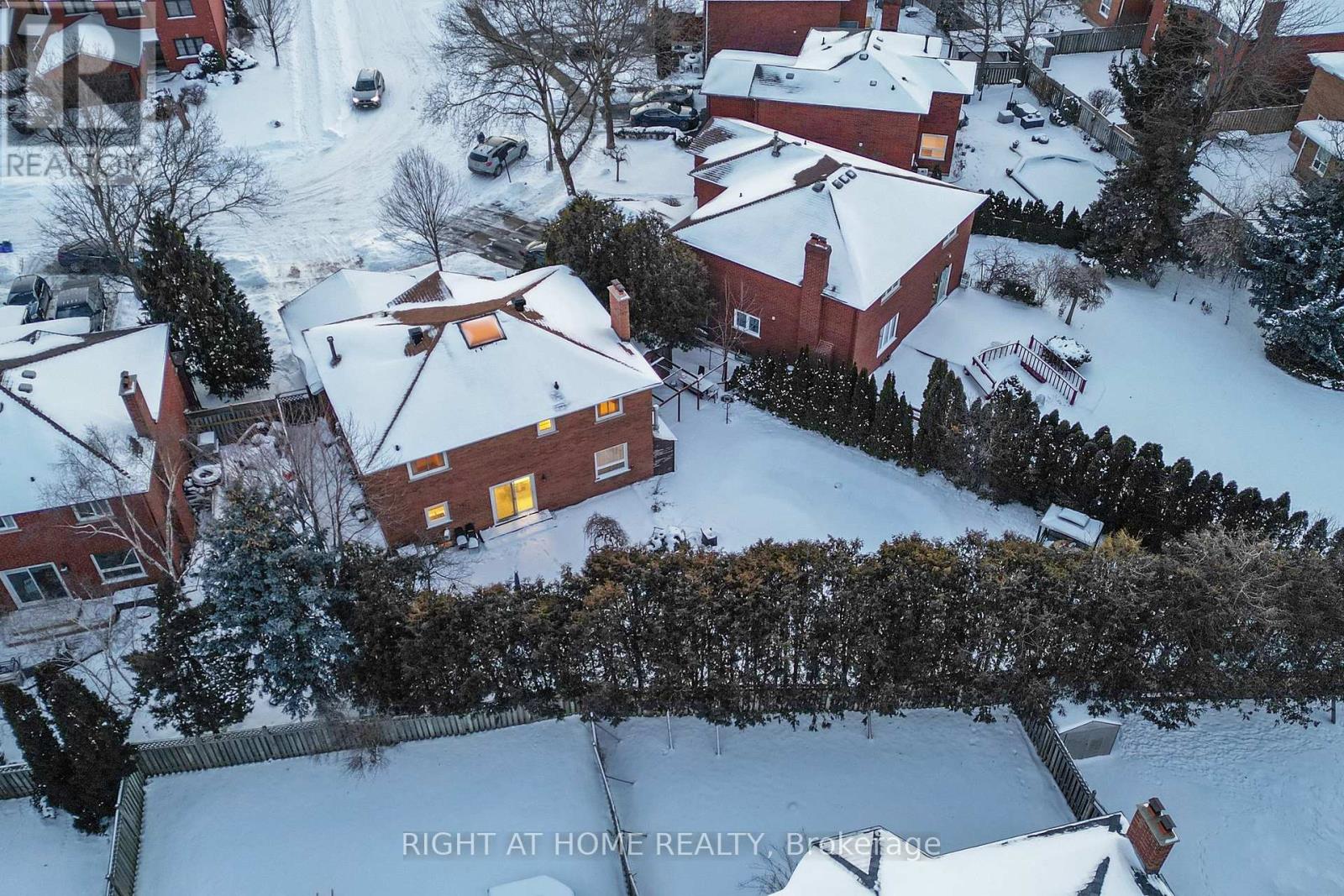 272 Hickory Circle, Oakville, Ontario  L6H 4V1 - Photo 44 - W12733518