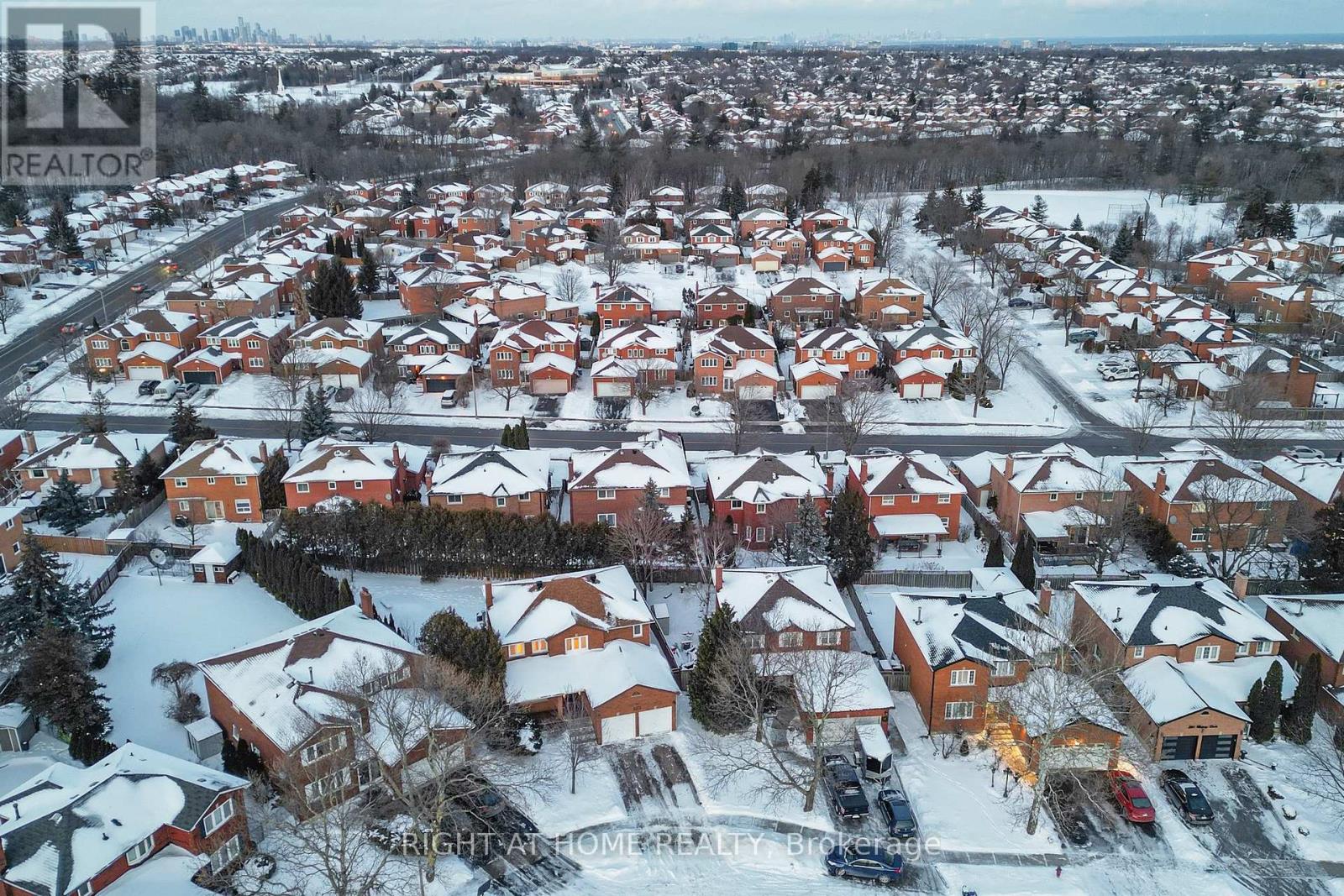 272 Hickory Circle, Oakville, Ontario  L6H 4V1 - Photo 45 - W12733518