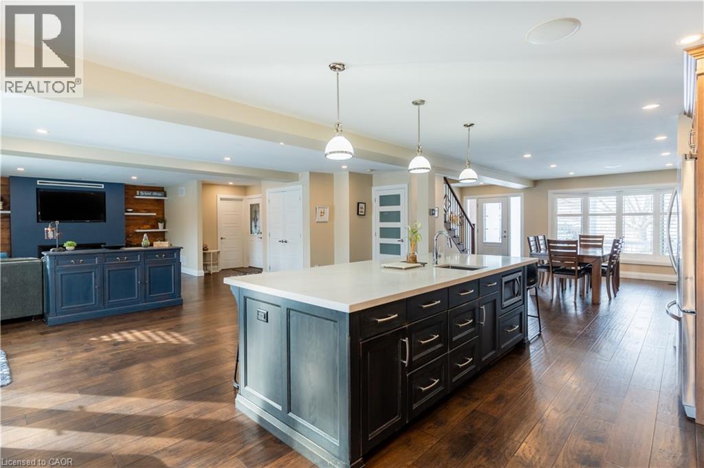 569 Rosseau Road, Hamilton, Ontario  L8K 4T7 - Photo 16 - 40799826