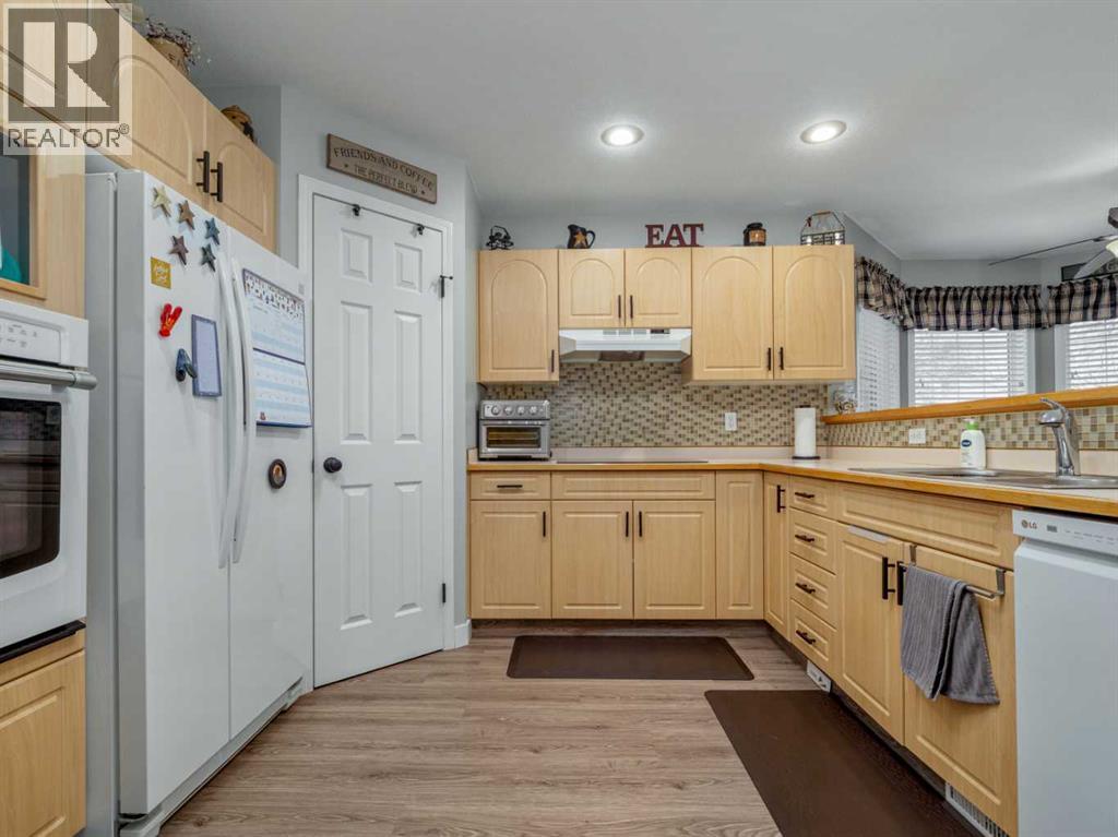 89 Stafford Boulevard N, Lethbridge, Alberta  T1H 6H3 - Photo 12 - A2277294