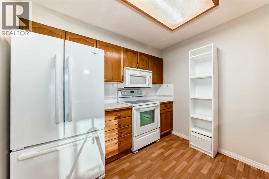 301, 3 Parklane Way, Strathmore, Alberta  T1P 1N6 - Photo 28 - A2281048