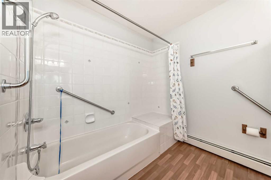 301, 3 Parklane Way, Strathmore, Alberta  T1P 1N6 - Photo 46 - A2281048