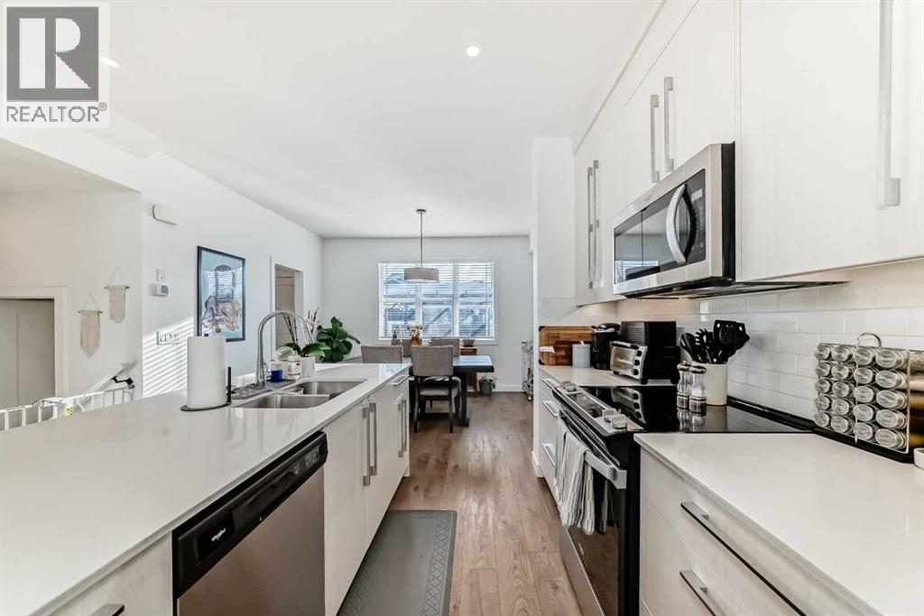 197 Dawson Way, Chestermere, Alberta  T1X 2R7 - Photo 7 - A2280575