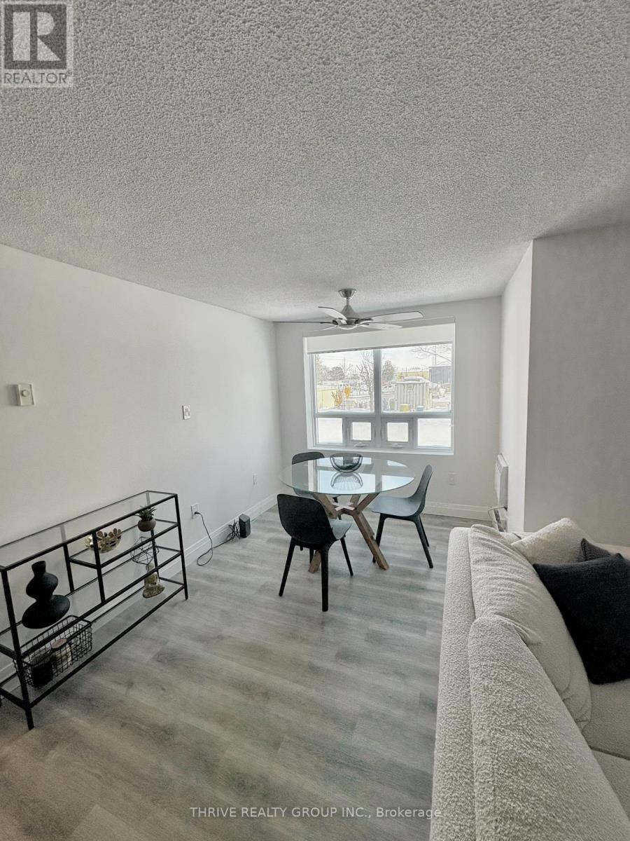 205 - 77 Baseline Road W, London South, Ontario  N6J 1V5 - Photo 4 - X12735396