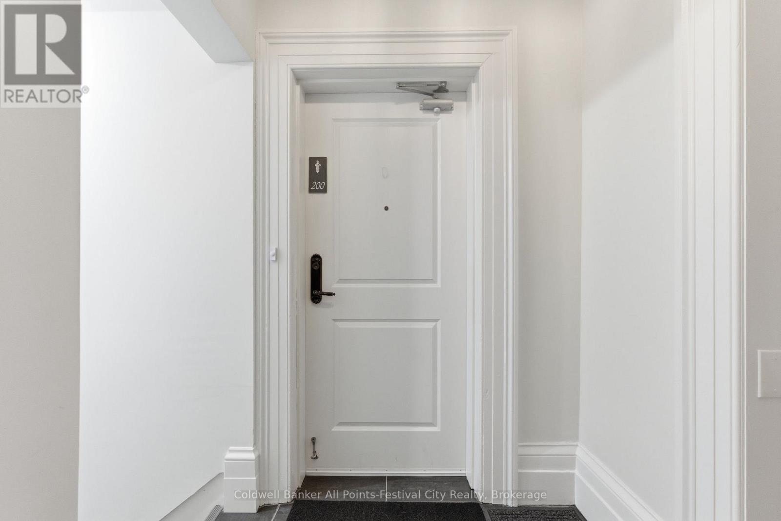 5 Cobourg Street, Goderich, Ontario  N7A 2J1 - Photo 6 - X12735326