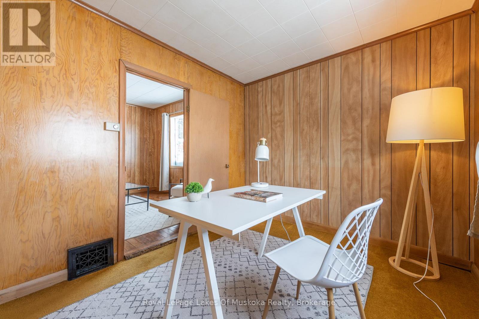 9 Caroline Street E, Huntsville, Ontario  P1H 2B3 - Photo 8 - X12735530