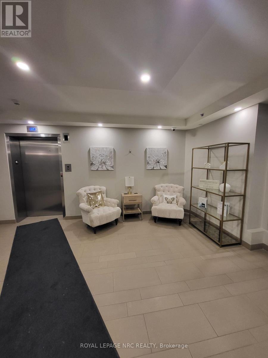 506 - 16 Wood Street, St. Catharines, Ontario  L2N 2A9 - Photo 2 - X12735464