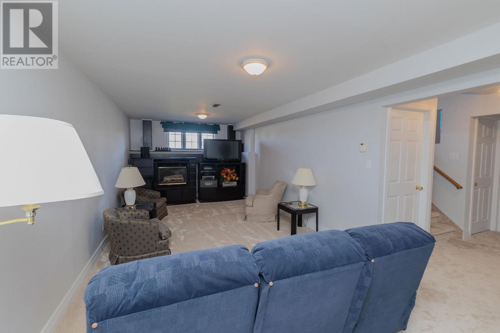 933 Lake St, Sault Ste. Marie, Ontario  P6B 6K4 - Photo 37 - SM253143