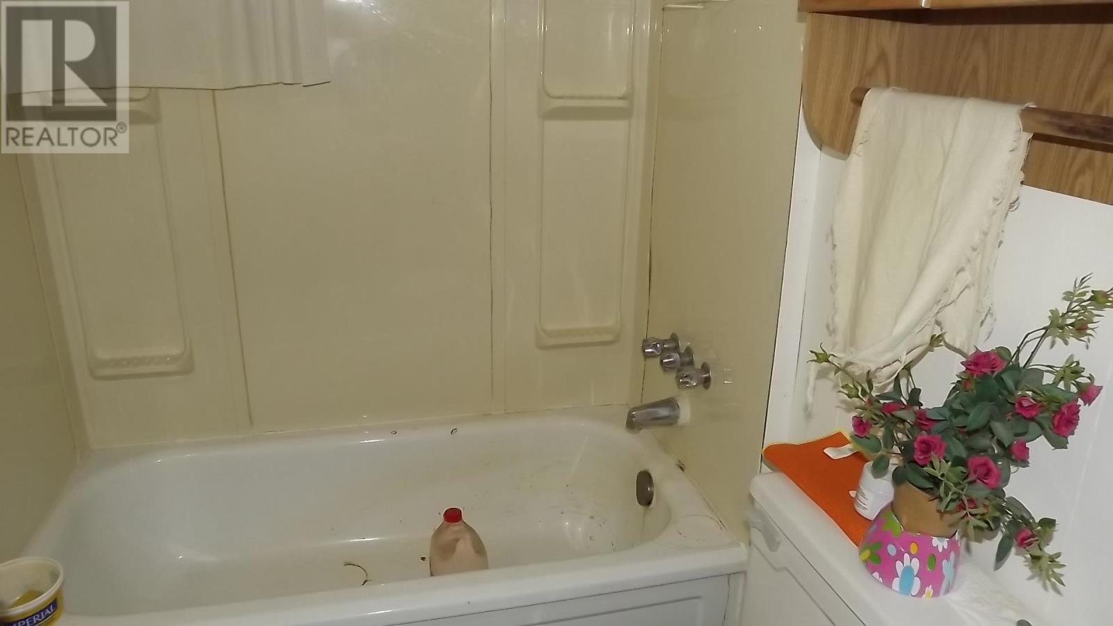 223 Mississauga Ave, Elliot Lake, Ontario  P5A 1E3 - Photo 21 - SM260108