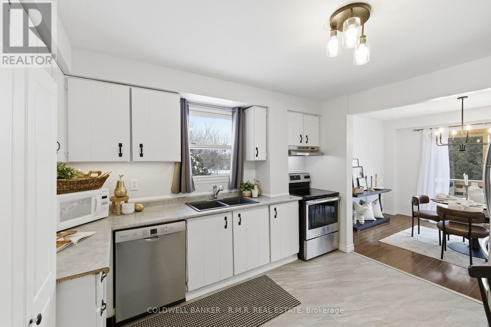 11 Beecroft Court, Whitby, Ontario L1P 1C7 - Photo 15 - E12735514