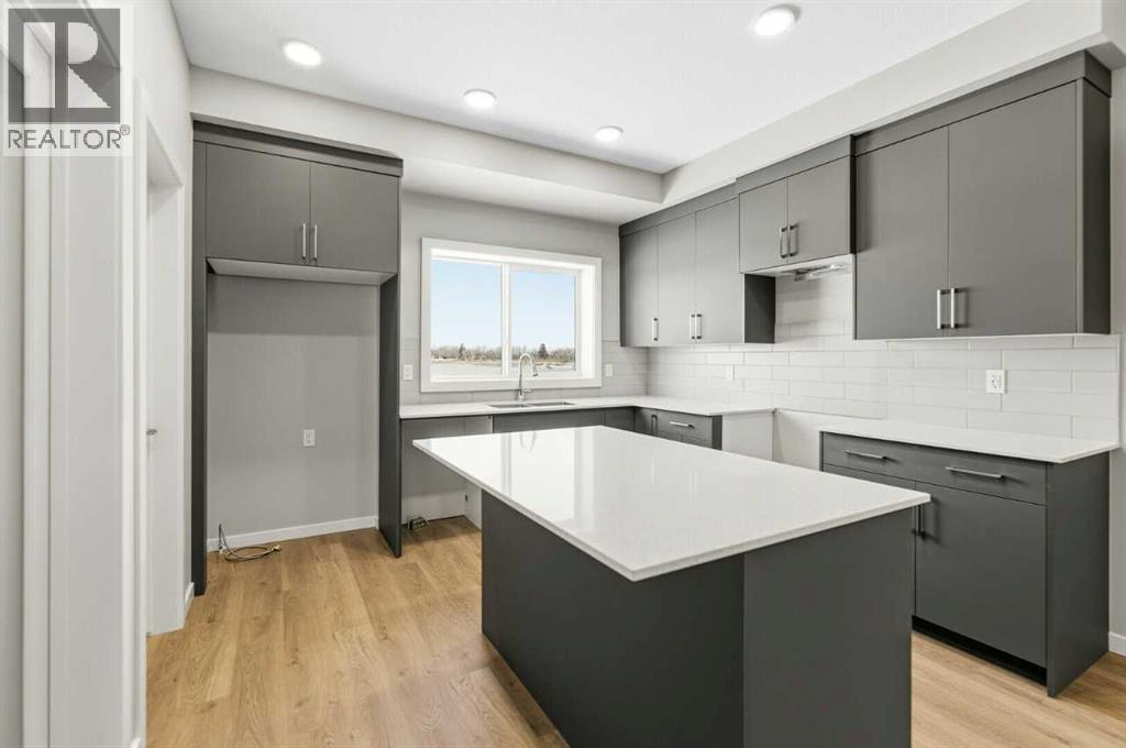 145 Lincoln Crescent, Rural Red Deer County, Alberta  T4E 3E5 - Photo 3 - A2274228