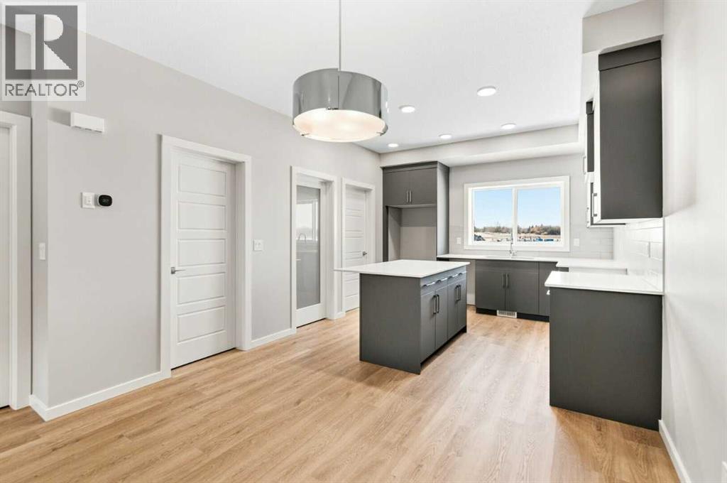 145 Lincoln Crescent, Rural Red Deer County, Alberta  T4E 3E5 - Photo 2 - A2274228