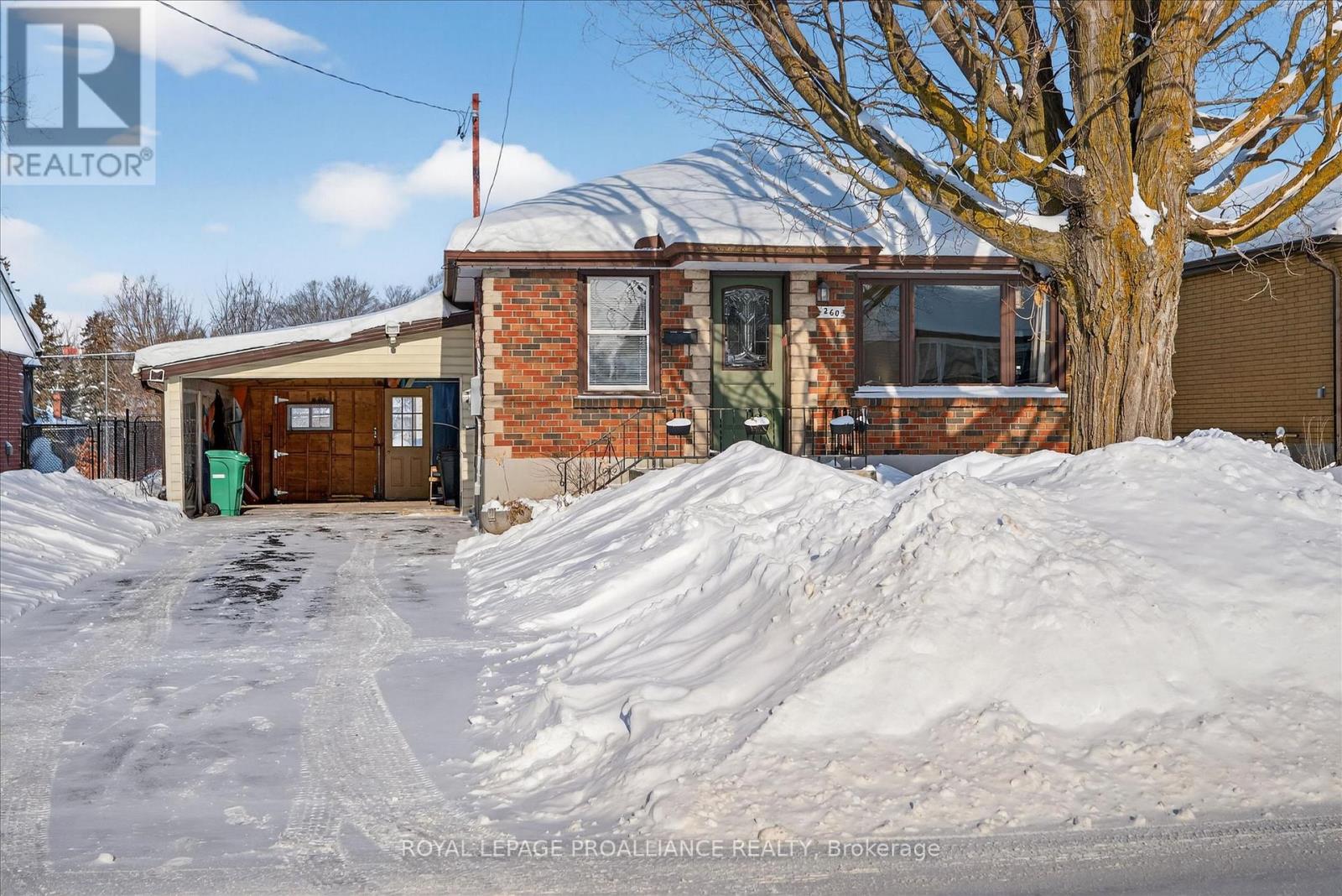 260 BELLEVUE STREET, Peterborough, Ontario