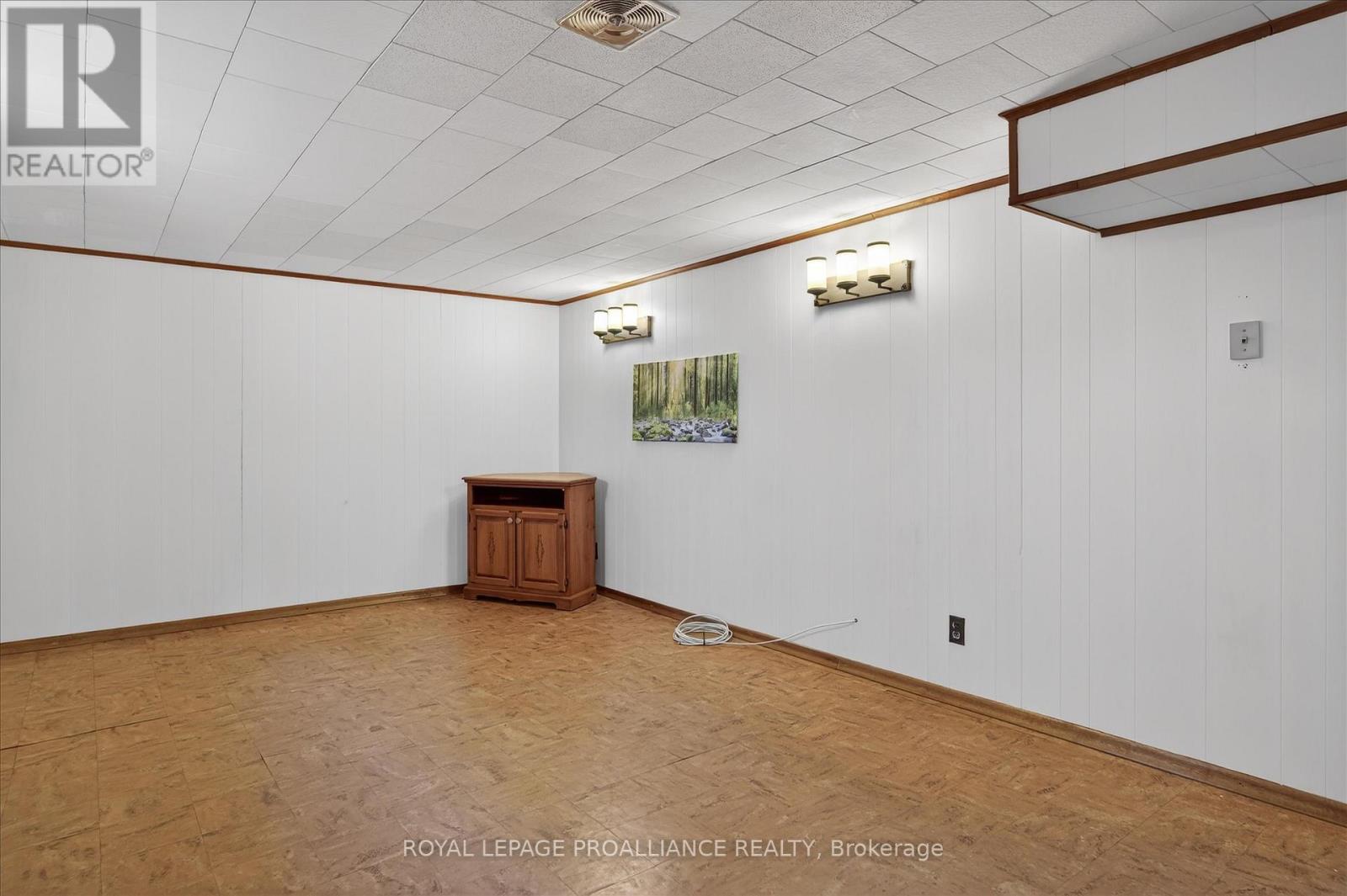 260 Bellevue Street, Peterborough, Ontario  K9H 5E5 - Photo 31 - X12735358