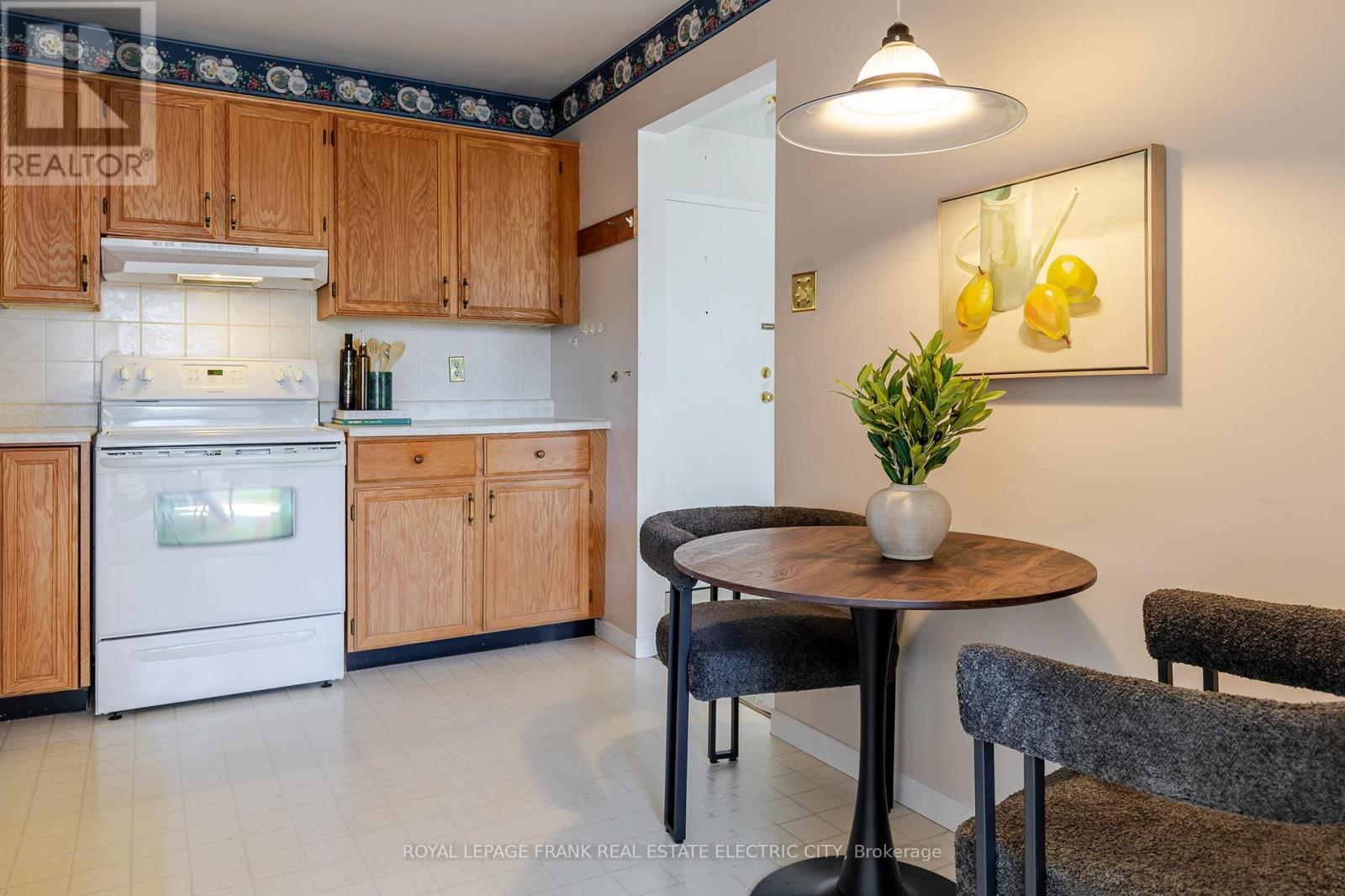 30 - 36 Champlain Crescent, Peterborough, Ontario K9L 1T1 - Photo 16 - X12735486