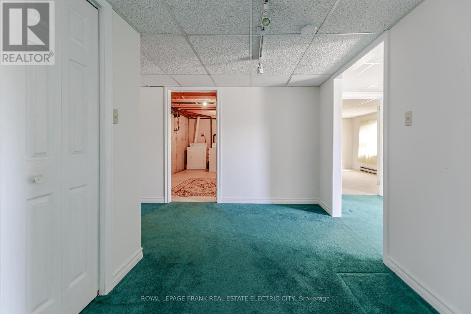 30 - 36 Champlain Crescent, Peterborough, Ontario K9L 1T1 - Photo 45 - X12735486