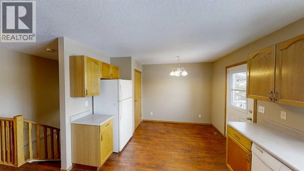 9503 103 Avenue, Grande Prairie, Alberta  T8V 1B6 - Photo 7 - A2265279