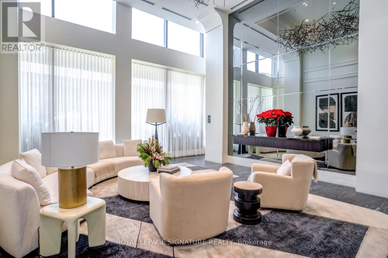 1107 - 33 Frederick Todd Way, Toronto, Ontario  M4G 0C9 - Photo 2 - C12735366