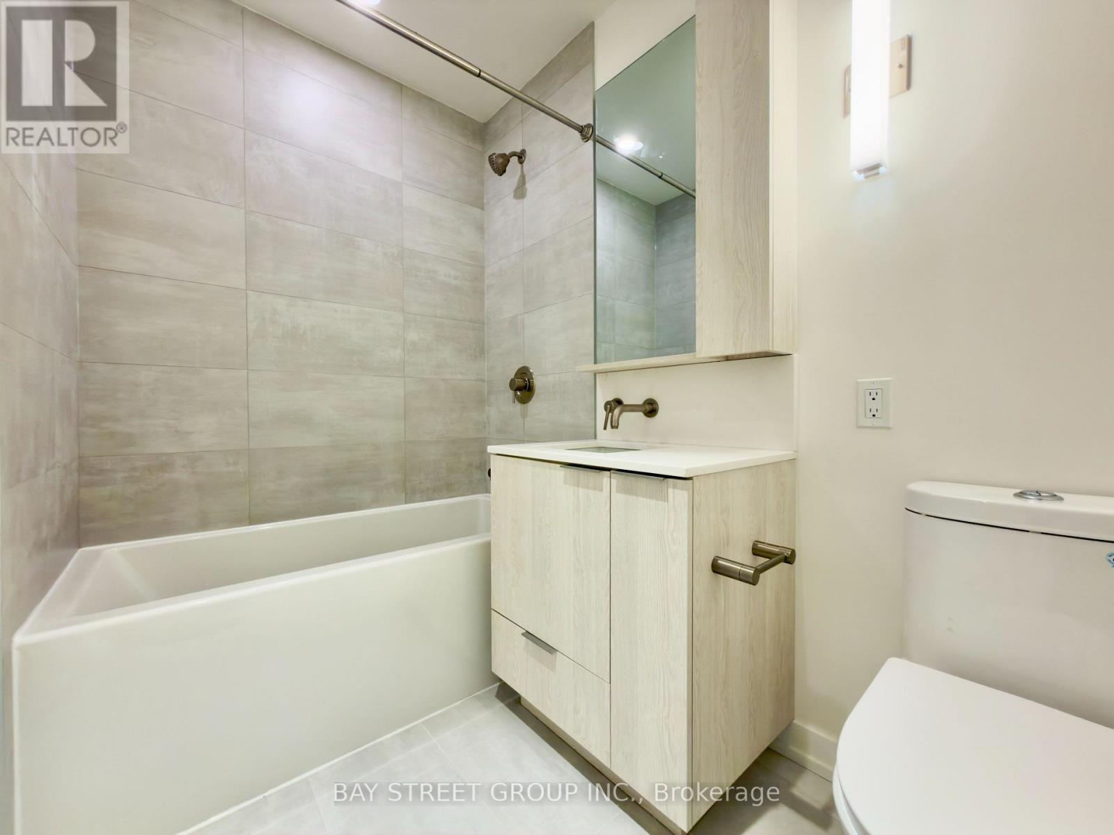 1102s - 110 Broadway Avenue N, Toronto, Ontario  M4P 1V7 - Photo 9 - C12735376