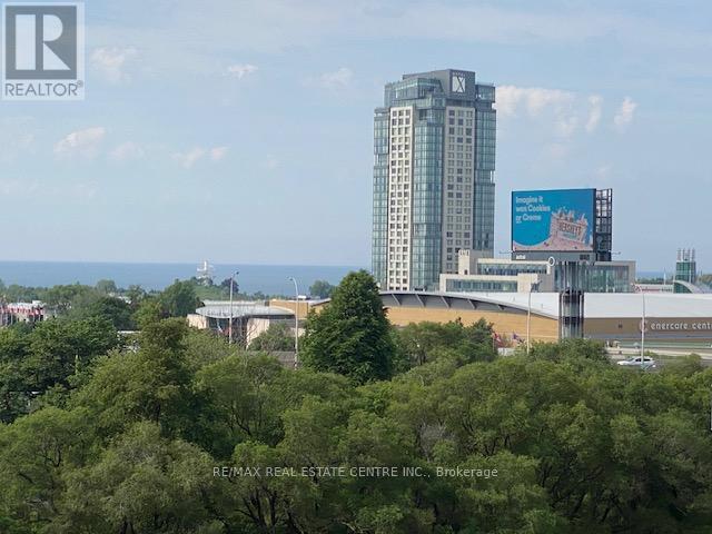 701 - 30 ORDNANCE STREET E, Toronto, Ontario