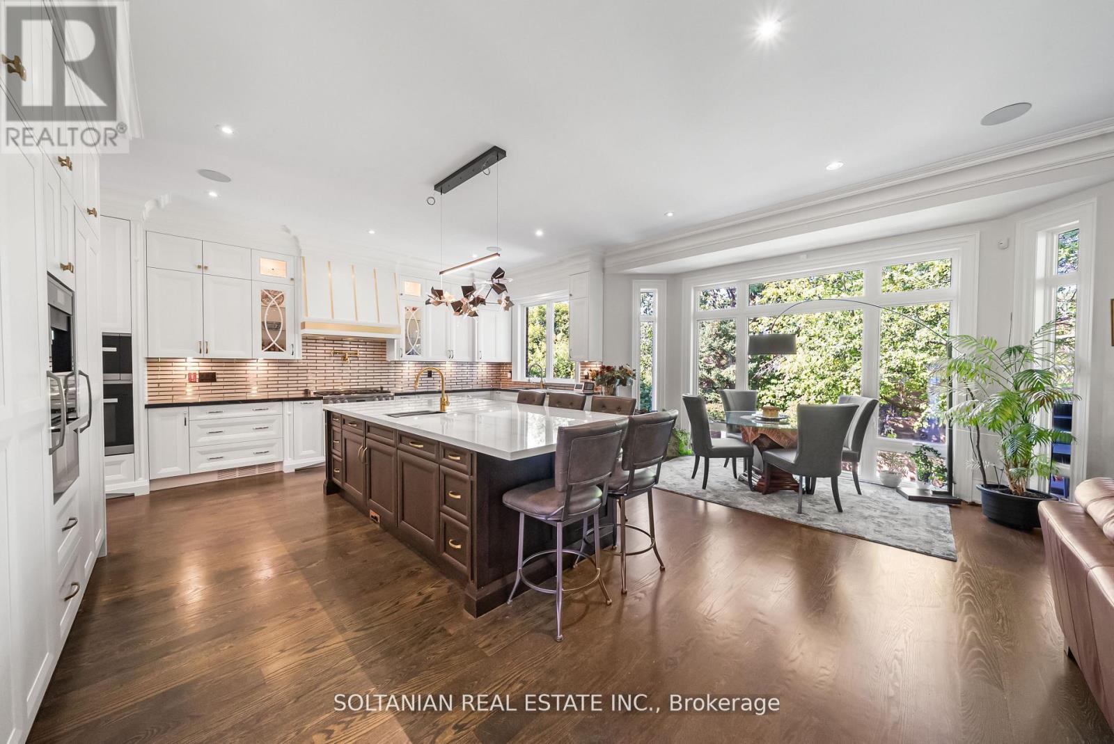 352 Patricia Avenue, Toronto, Ontario  M2R 2M7 - Photo 14 - C12735392