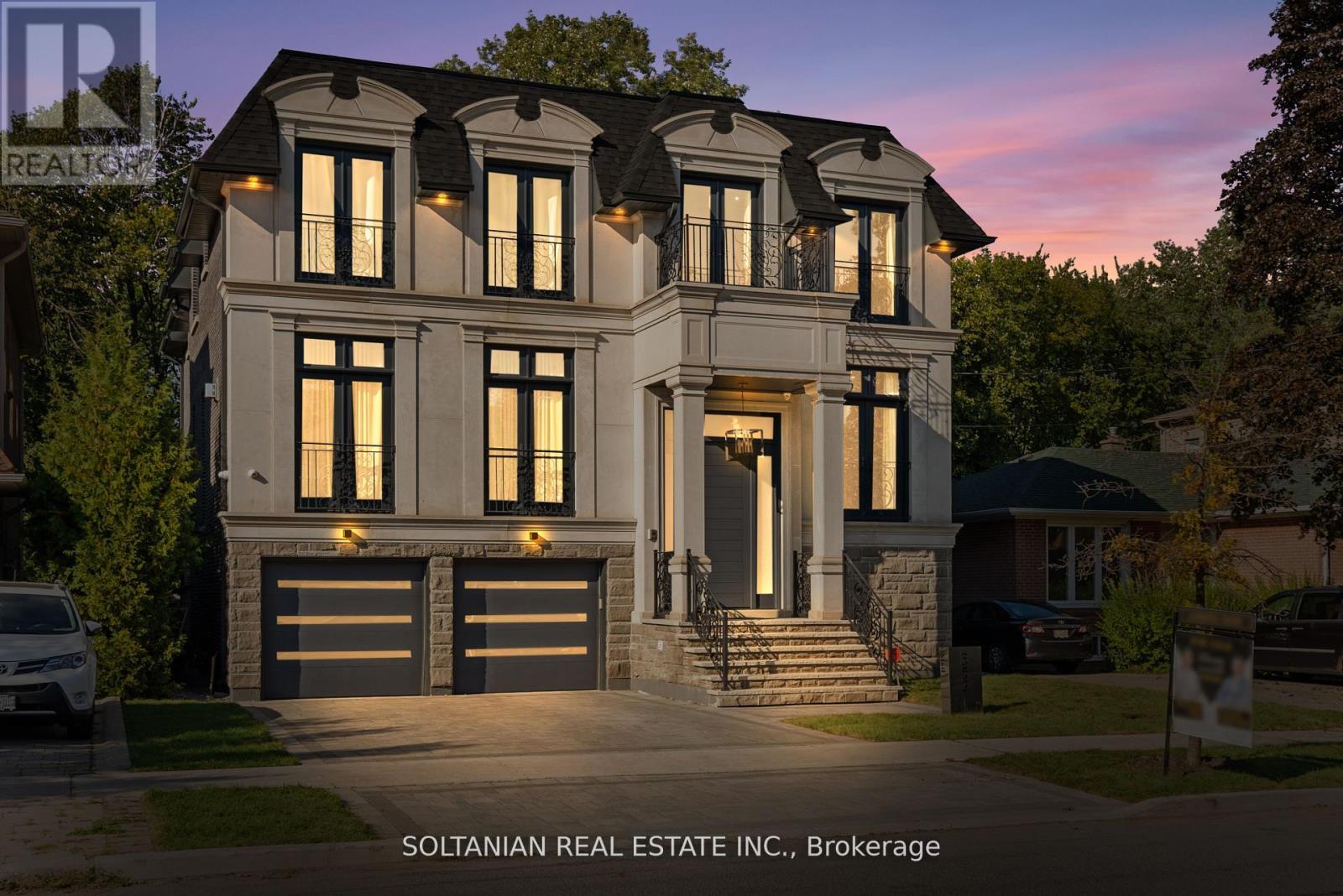 352 Patricia Avenue, Toronto, Ontario  M2R 2M7 - Photo 2 - C12735392