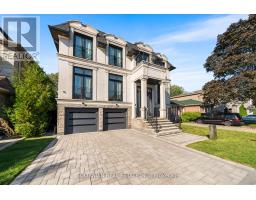 352 PATRICIA AVENUE, Toronto, Ontario