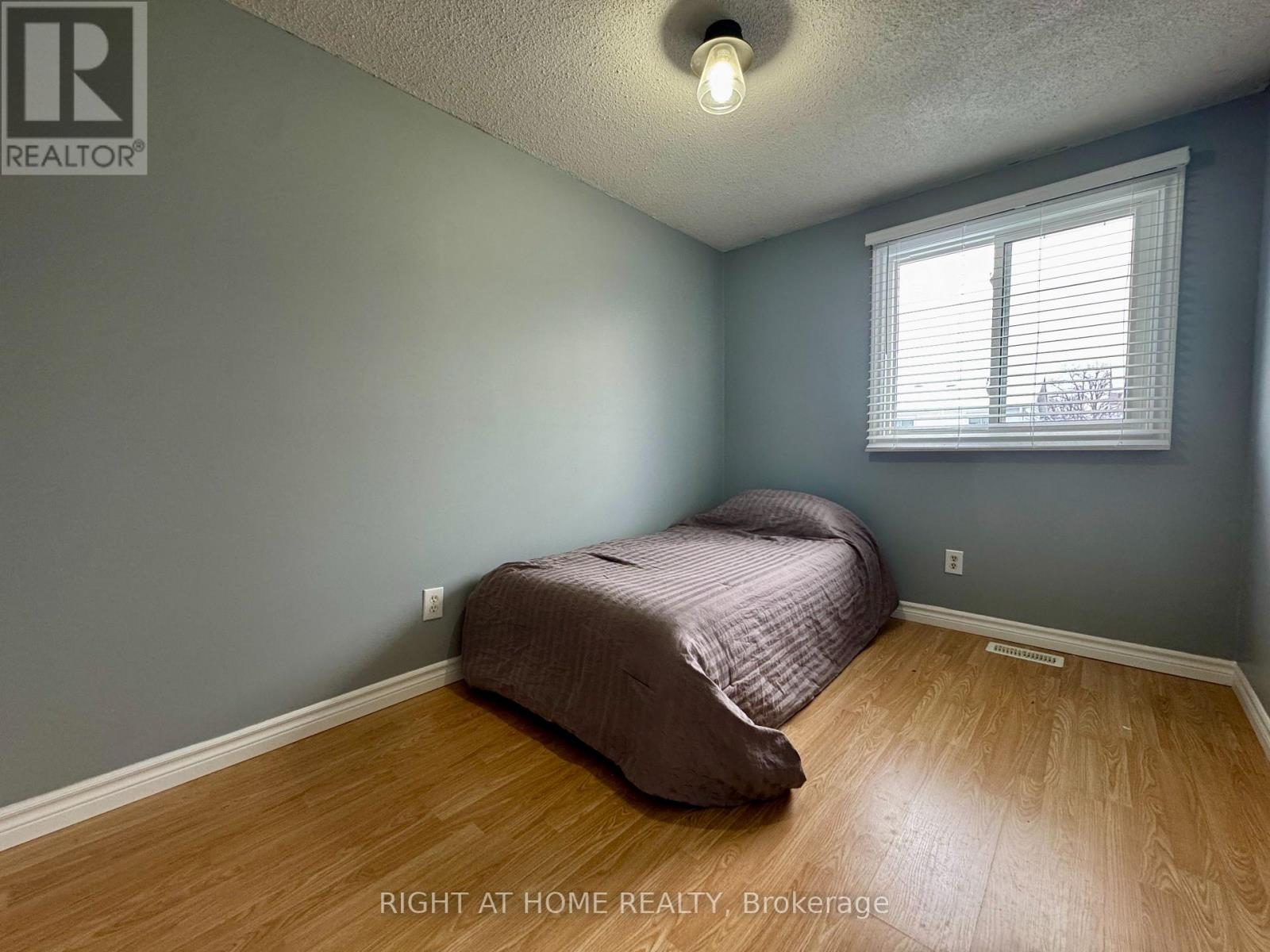 557 Dorchester Drive, Oshawa, Ontario  L1J 6L3 - Photo 12 - E12735408