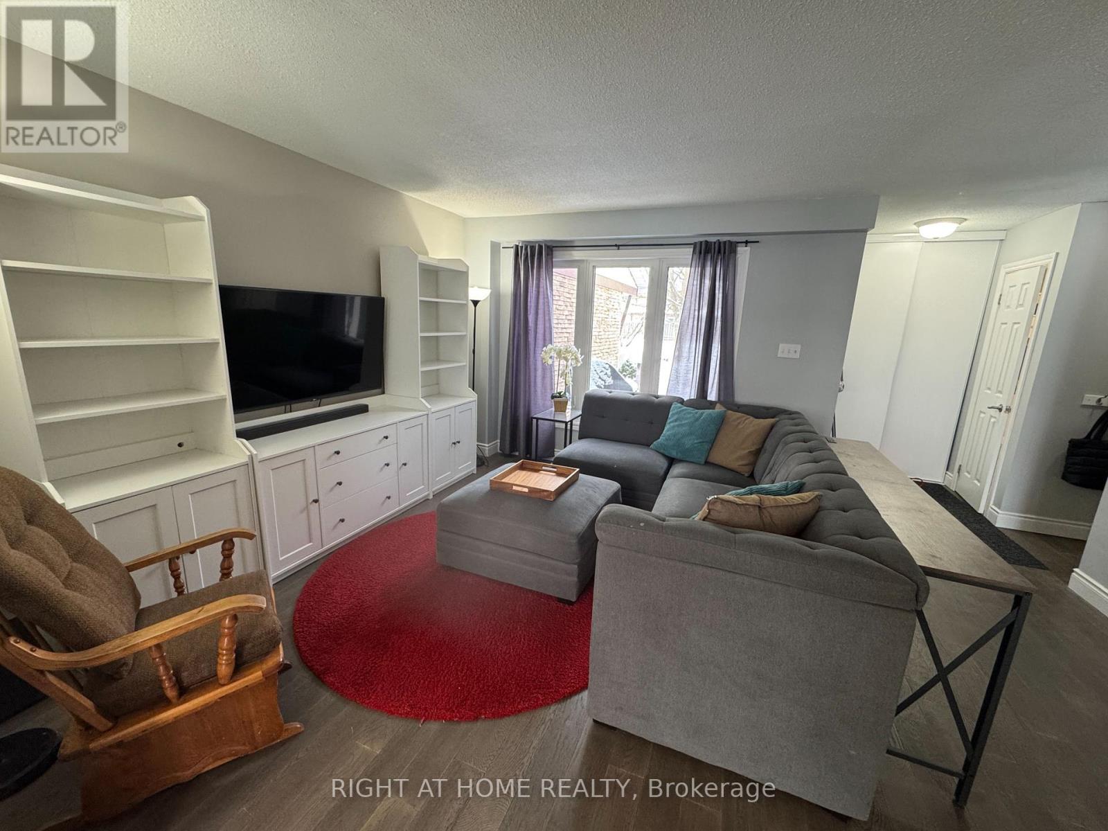 557 Dorchester Drive, Oshawa, Ontario  L1J 6L3 - Photo 7 - E12735408