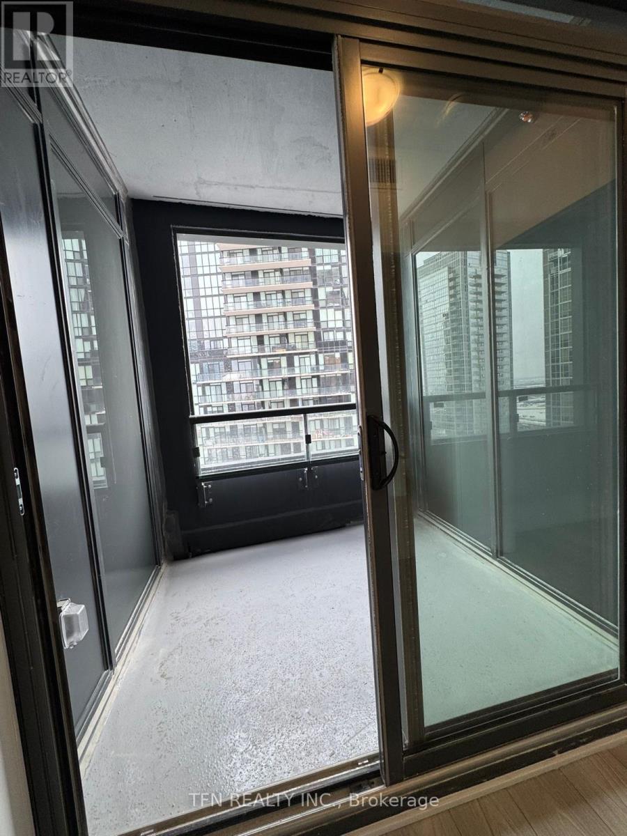 2405 - 2920 Highway 7, Vaughan, Ontario  L4K 0P4 - Photo 11 - N12735344