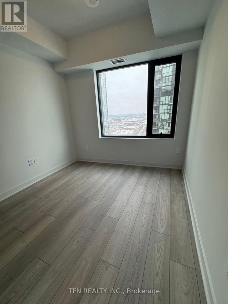 2405 - 2920 Highway 7, Vaughan, Ontario  L4K 0P4 - Photo 3 - N12735344