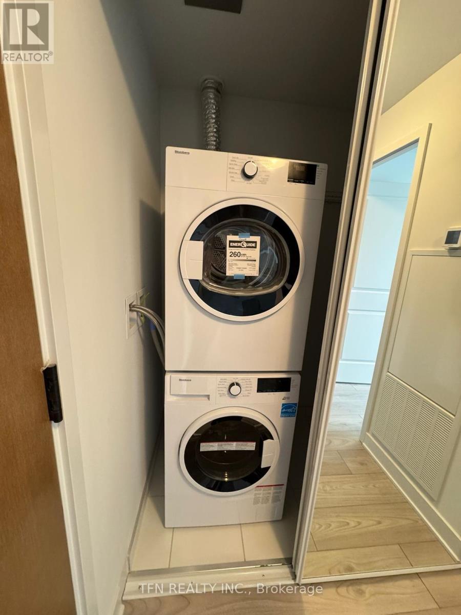 2405 - 2920 Highway 7, Vaughan, Ontario  L4K 0P4 - Photo 4 - N12735344