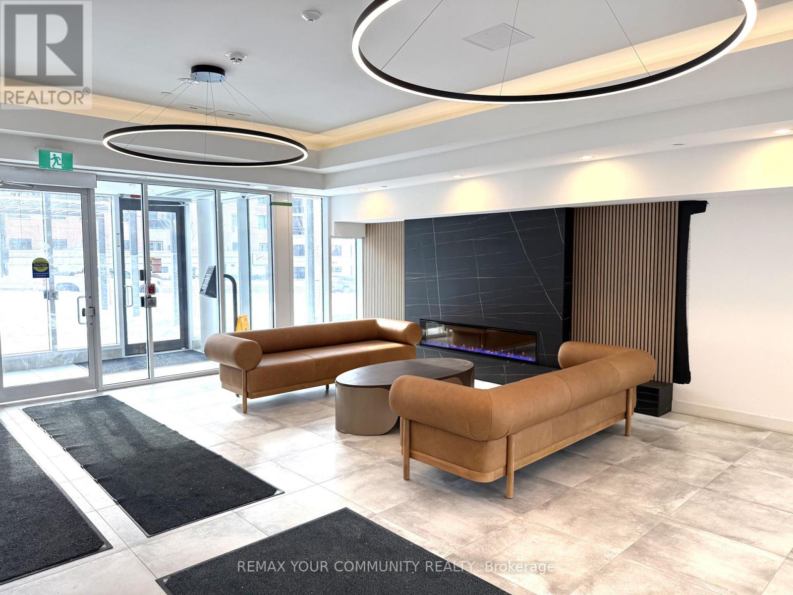 B1405 - 715 DAVIS DRIVE, Newmarket, Ontario