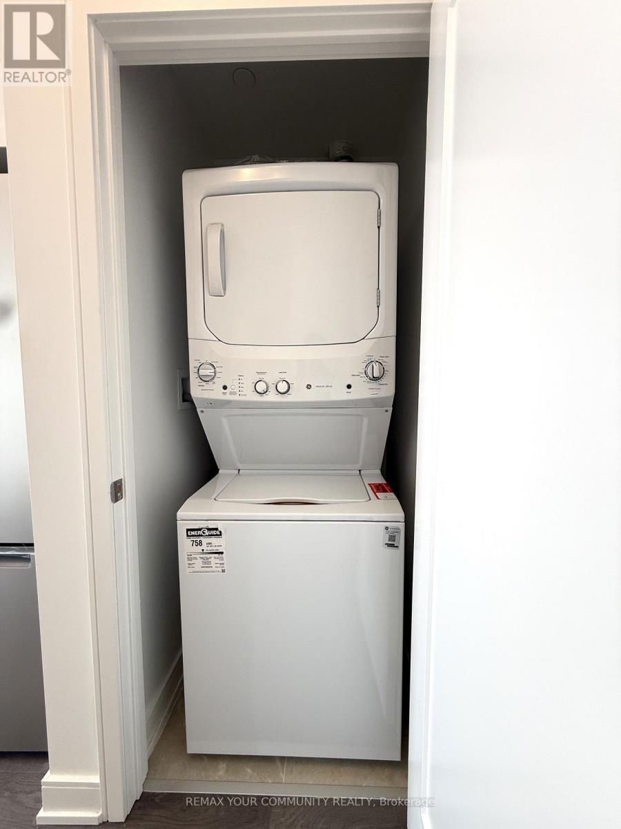 B1405 - 715 Davis Drive, Newmarket, Ontario  L3Y 0J2 - Photo 7 - N12735384