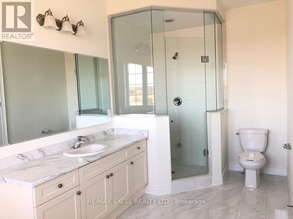 94 Hartney Drive, Richmond Hill, Ontario  L4S 0K6 - Photo 2 - N12735394