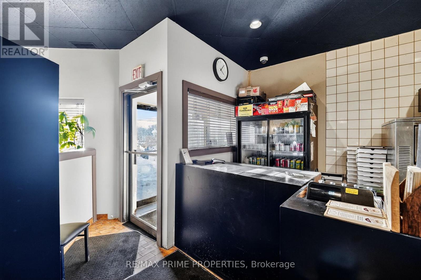 9 - 227 Main Street N, Markham, Ontario  L3P 1Y6 - Photo 4 - N12735416