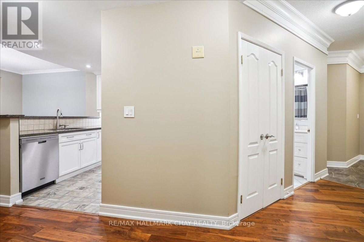 905 - 2 Toronto Street, Barrie, Ontario  L4N 9R2 - Photo 12 - S12735490