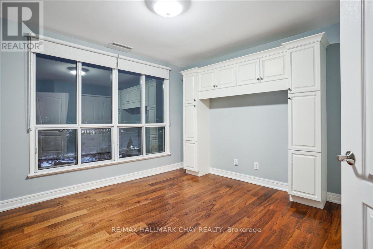 905 - 2 Toronto Street, Barrie, Ontario  L4N 9R2 - Photo 33 - S12735490