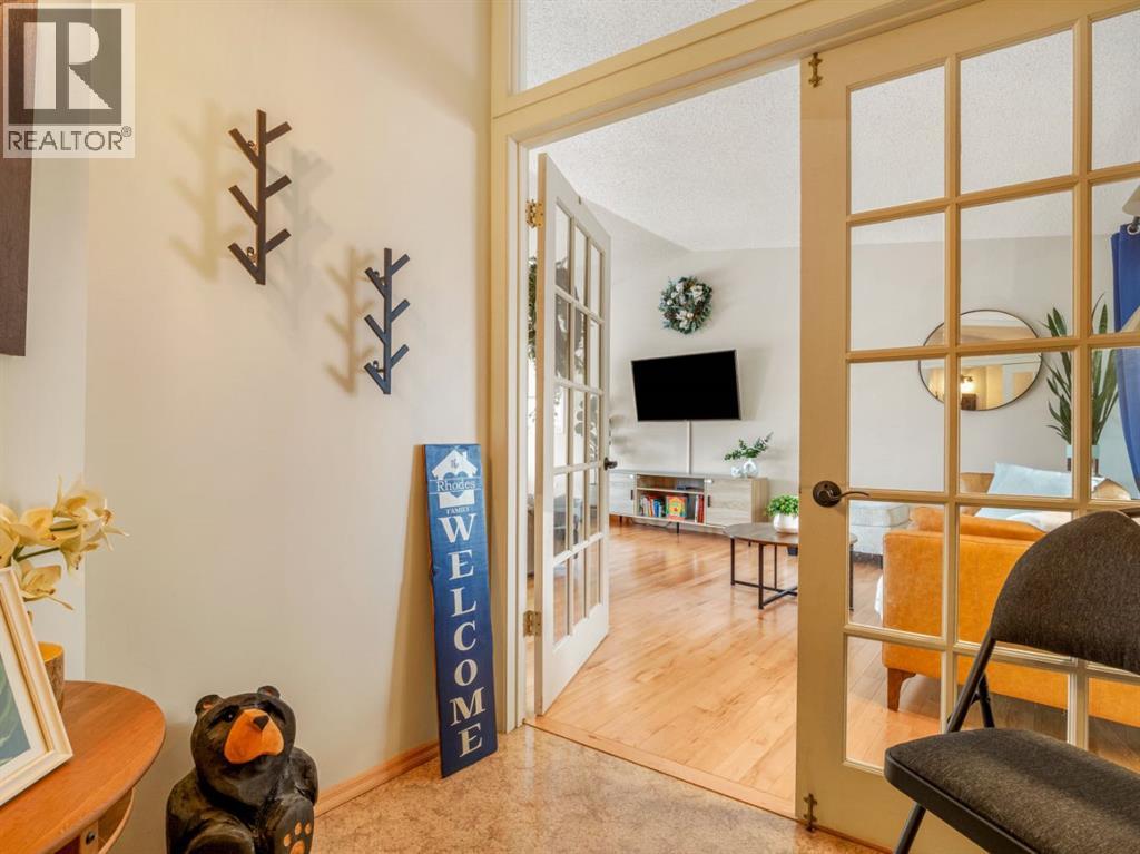 90 Chippewa Crescent W, Lethbridge, Alberta  T1K 5B5 - Photo 3 - A2281948