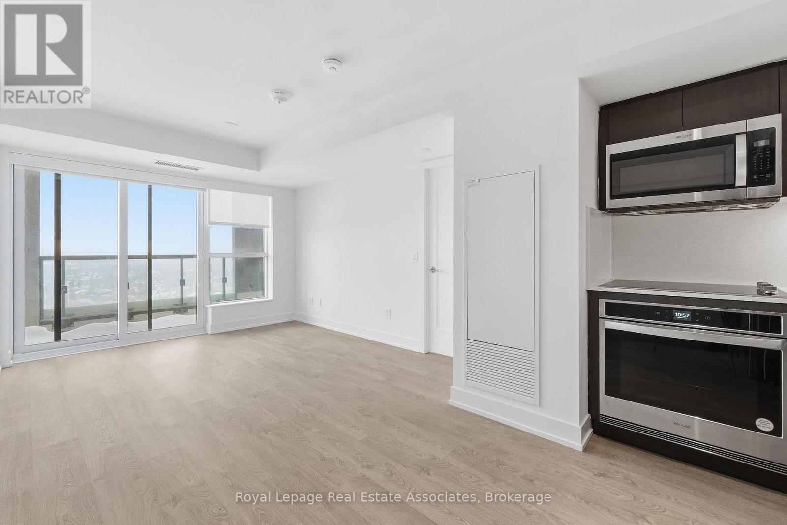 2836 - 5 MABELLE AVENUE, Toronto, Ontario