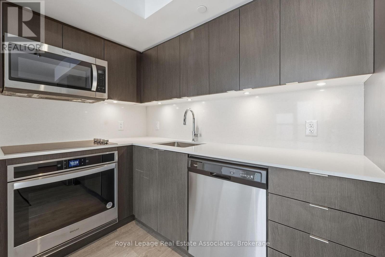 2836 - 5 Mabelle Avenue, Toronto, Ontario  M9A 0C8 - Photo 3 - W12735300