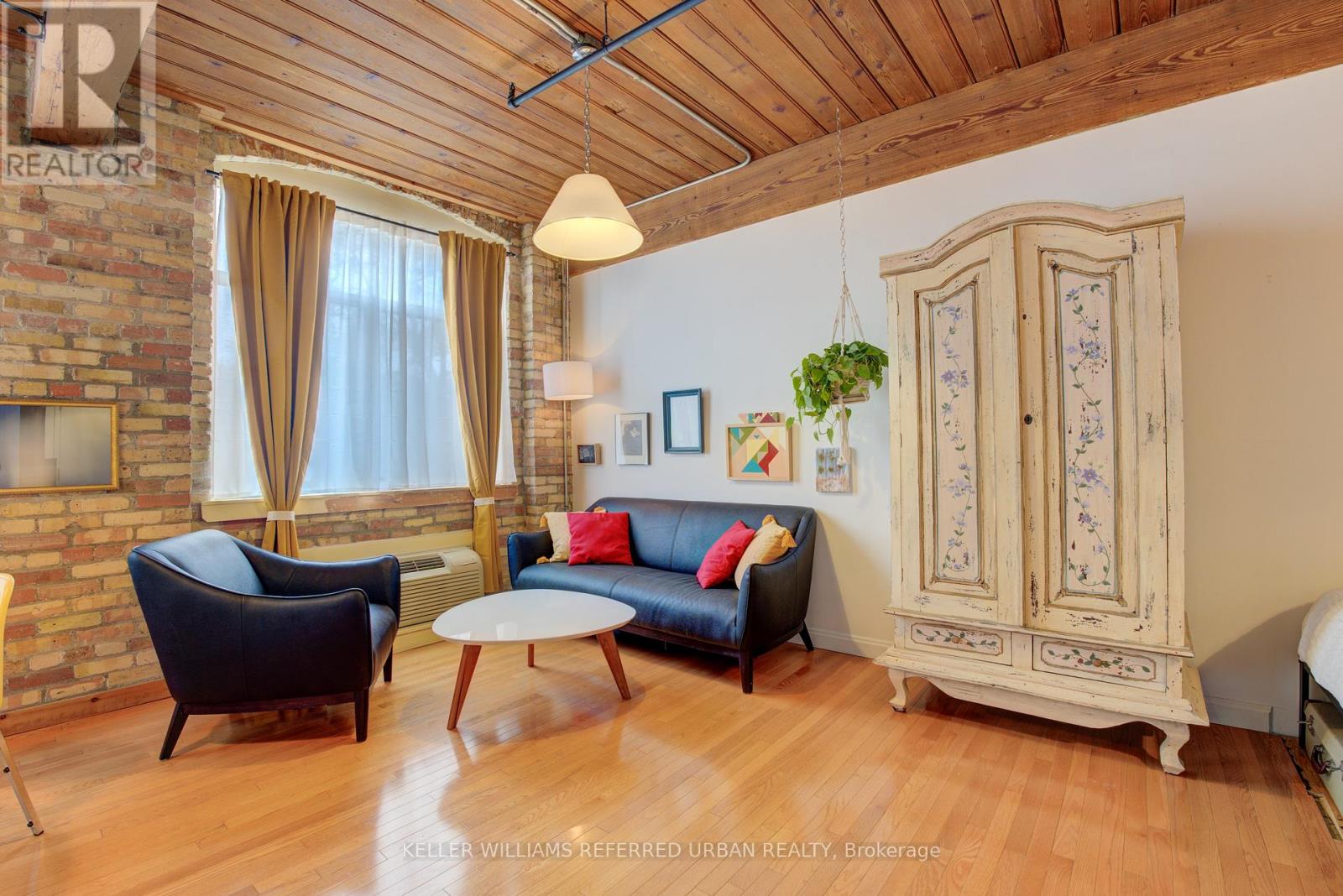 203 - 24 Noble Street, Toronto, Ontario  M6K 2C8 - Photo 2 - W12735304