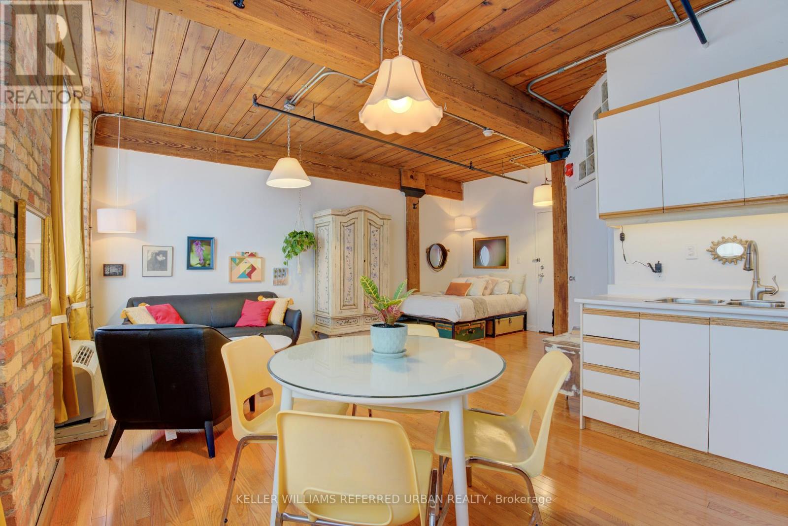 203 - 24 Noble Street, Toronto, Ontario  M6K 2C8 - Photo 4 - W12735304